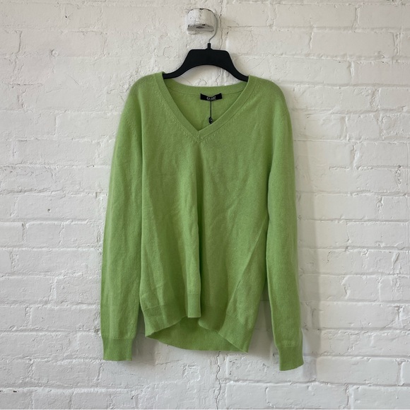 NWT GOBI Mongolian Cashmere V-Neck Sweater - Picture 2 of 6